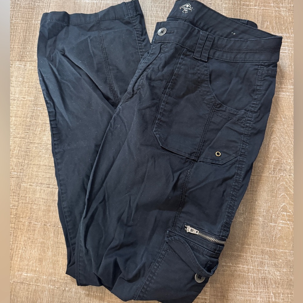 St. John's Bay Men's Dark Cargo Pants